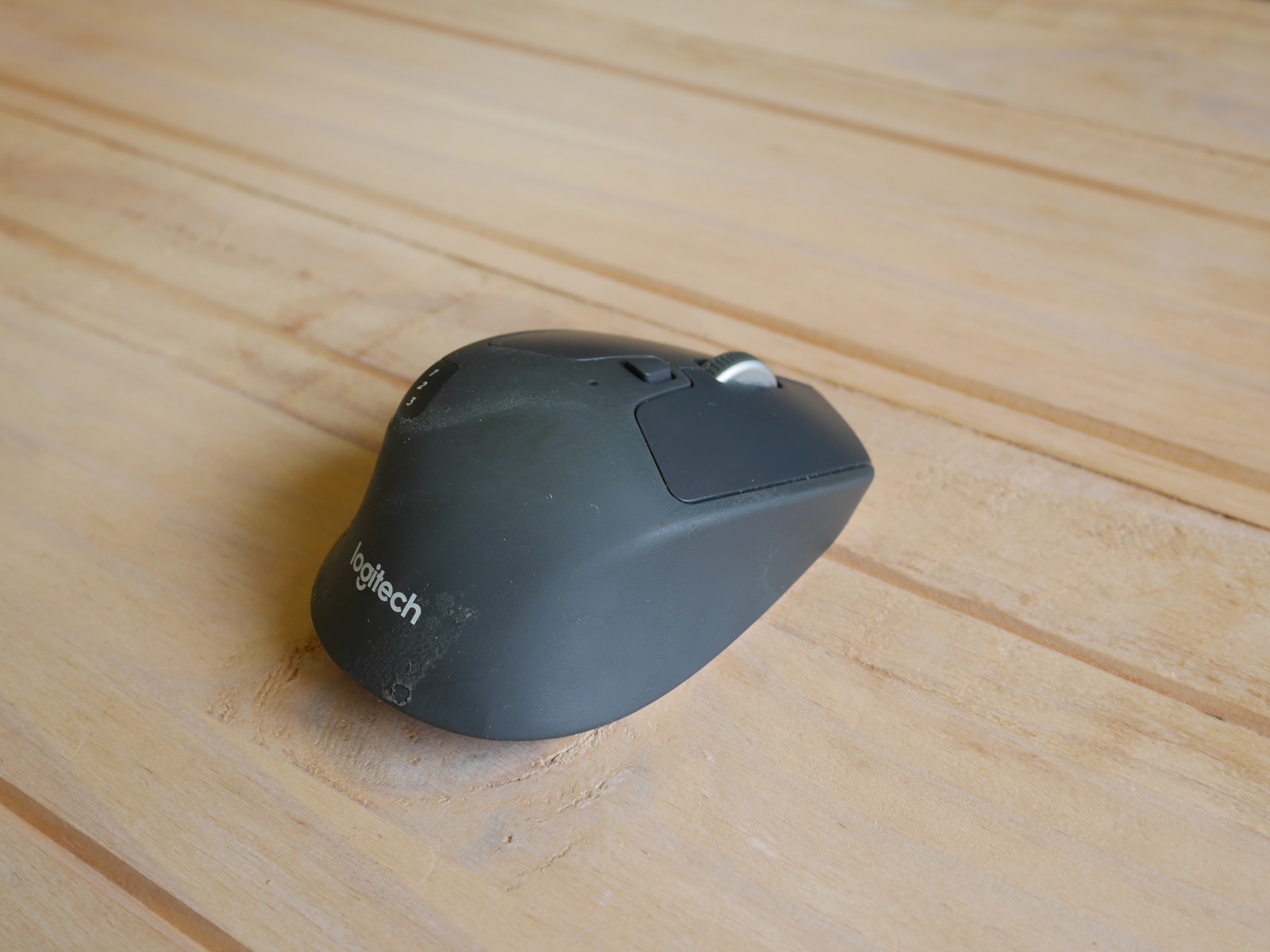 Logitech Triathlon M720 - Bluetooth Mouse Review 